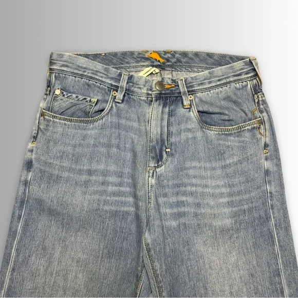 Tommy Bahama Standard Jeans, Straight Leg, Comfort Waistband, Size 32/30 - Picture 4 of 11